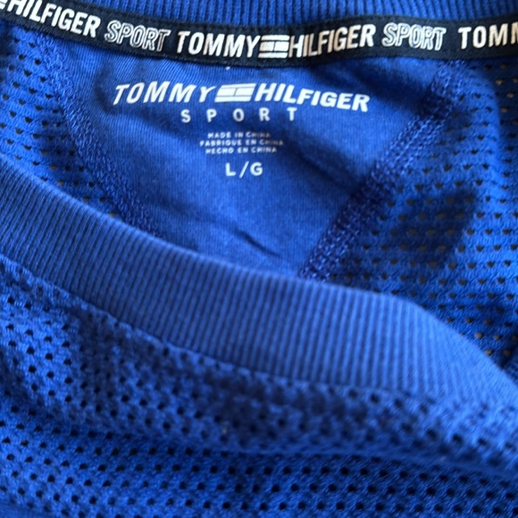 Tommy Hilfiger Short Sleeve Crop Tee - Size Large NWT - Picture 6 of 11